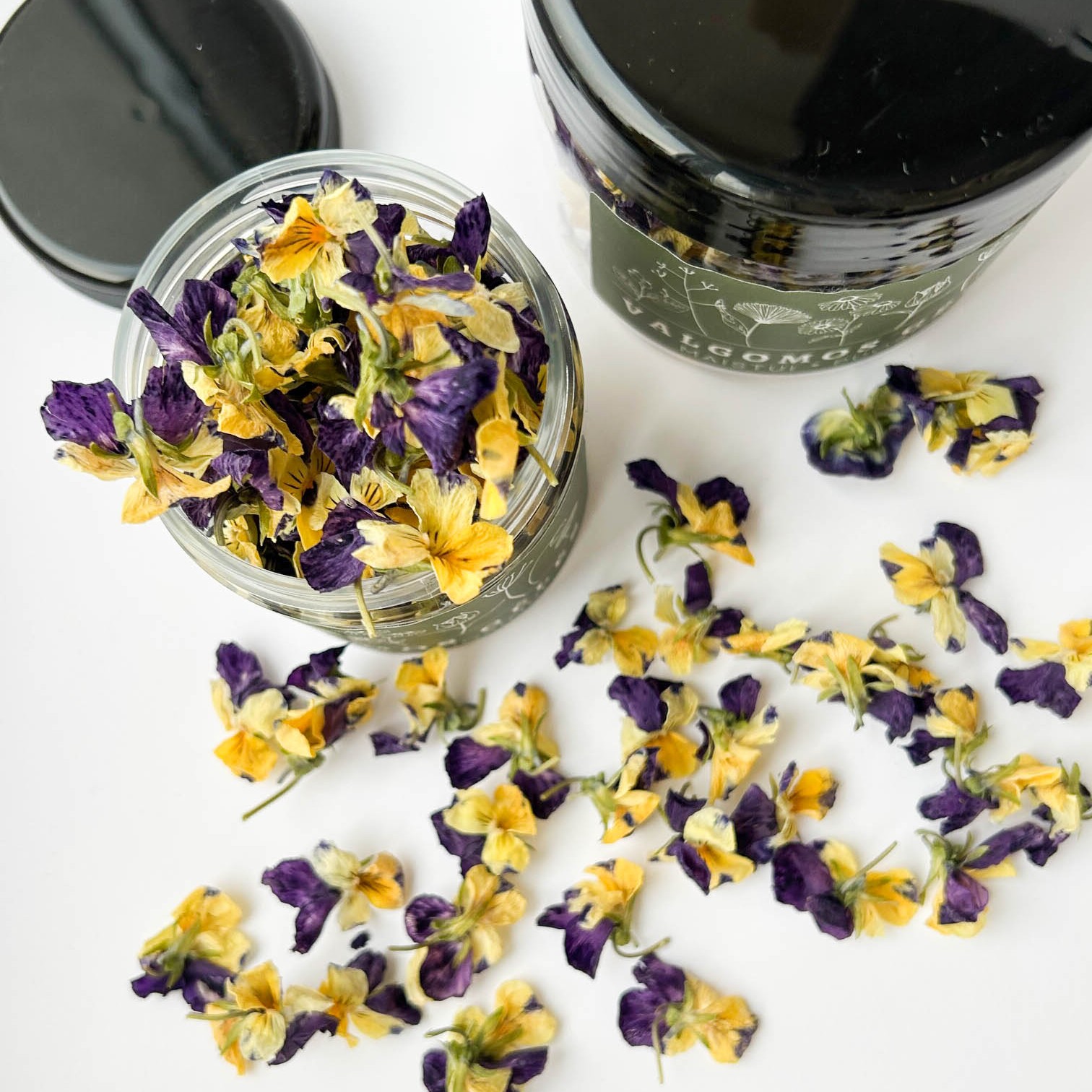 Dvispalvės liofilizuotos našlaitės